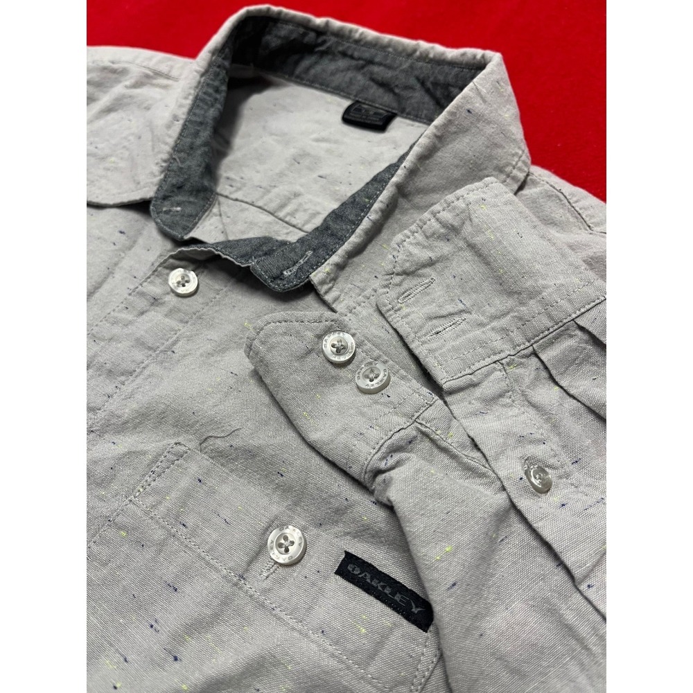 Oakley Mens Button Down Shirt Gray Speckled Casual Pocket long Sleeve Size L